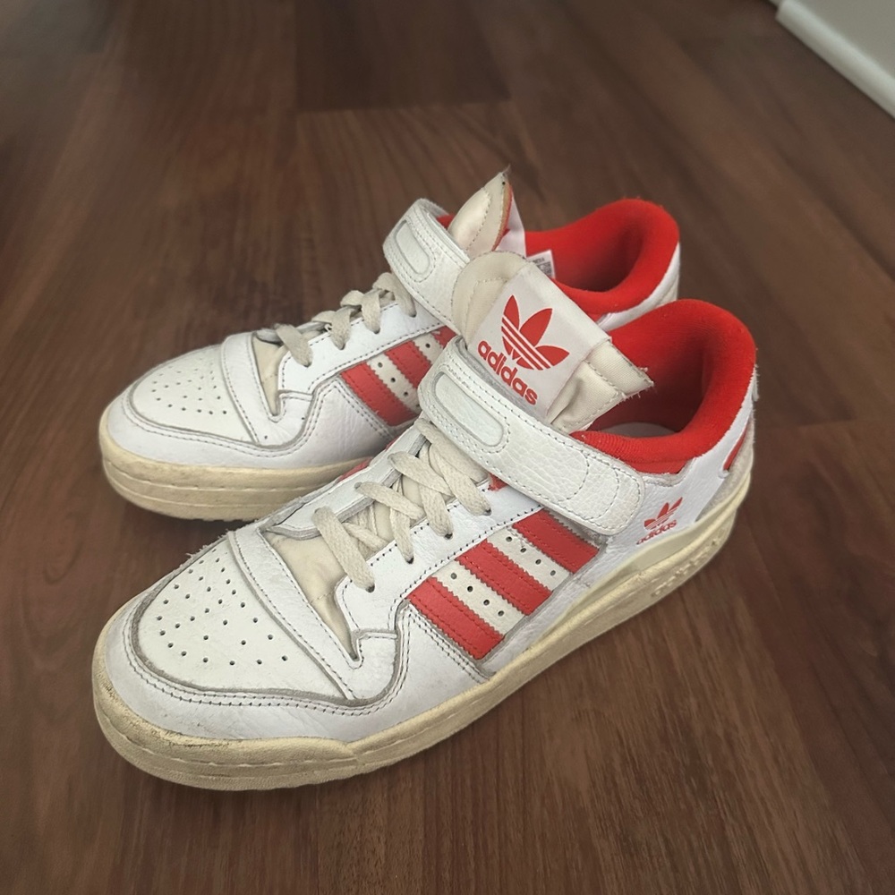 Adidas Forum Low Sneakers